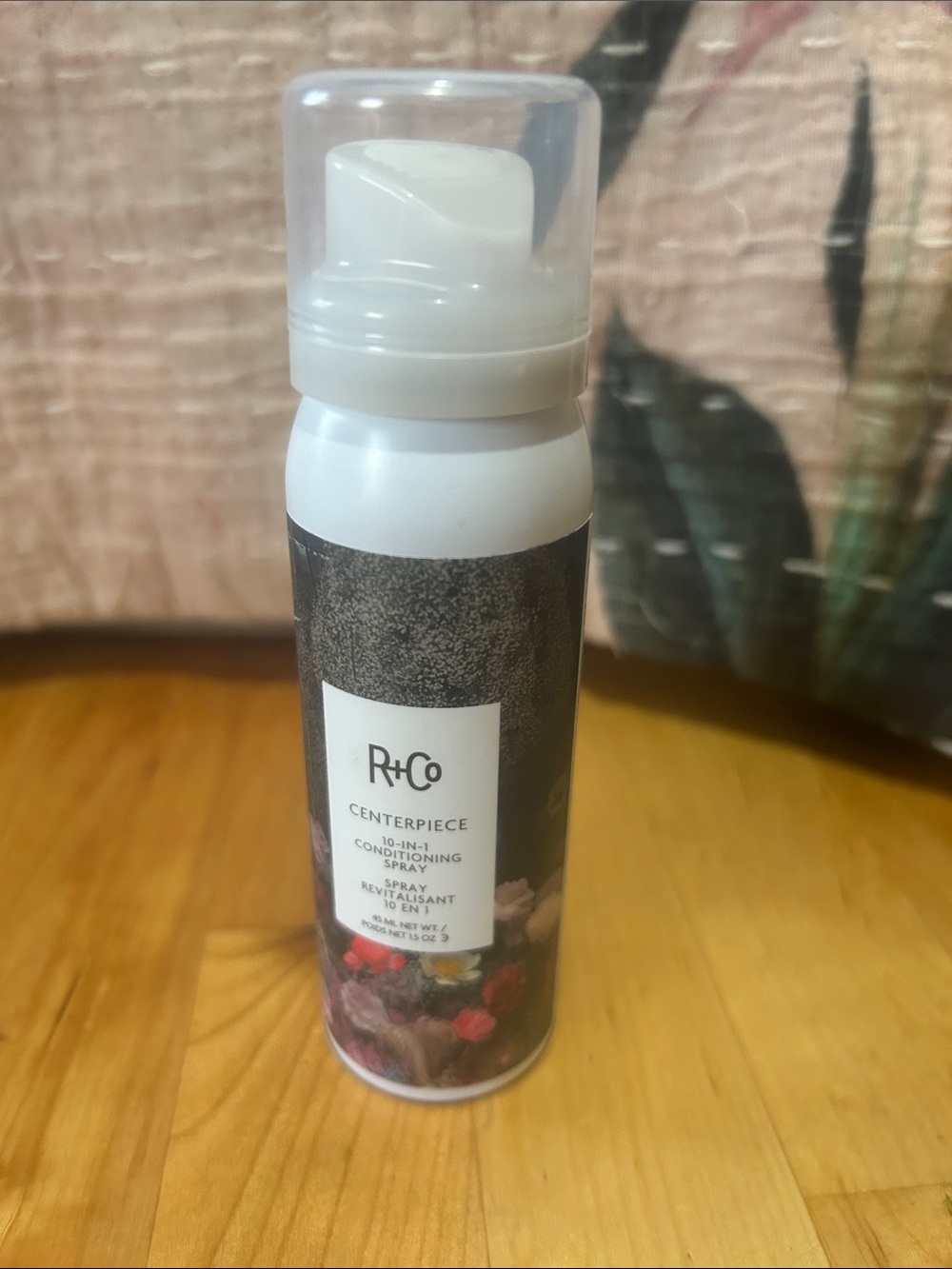 R+Co centerpiece 10-in-1 conditioning spray